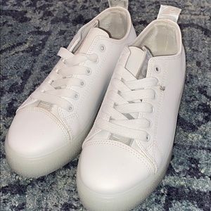nasty gal white sneaks